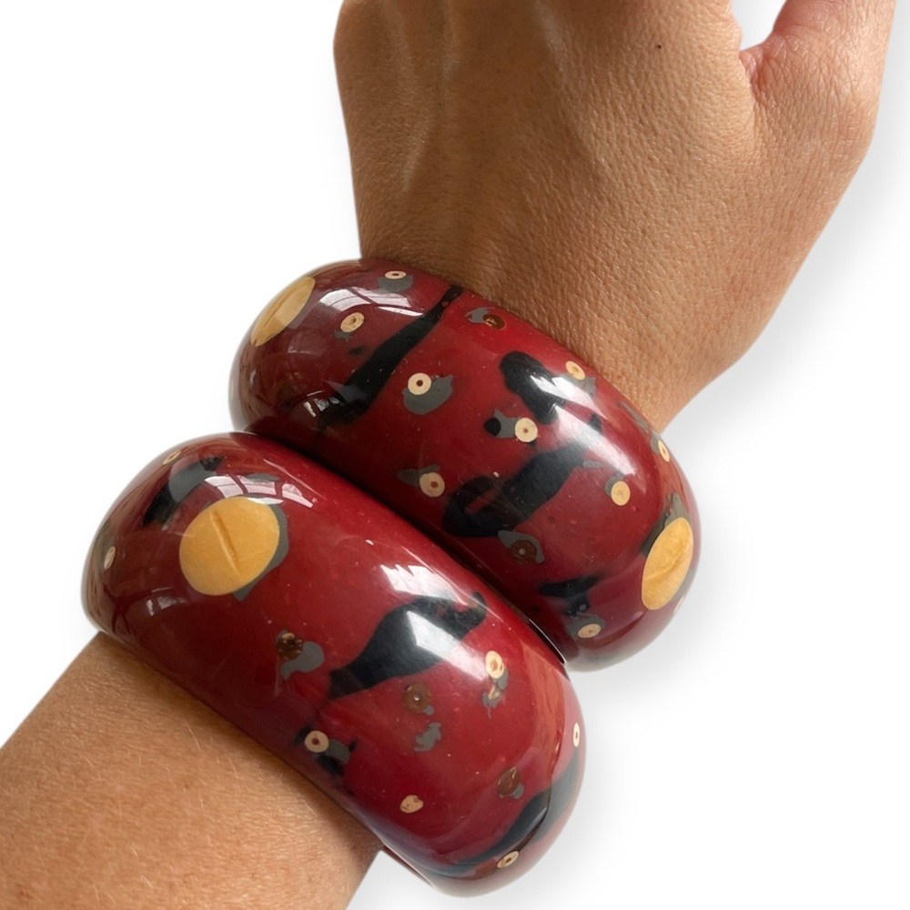 Set of 2 Chunky Burgundy Red Acrylic Black Gray Wooden Inlay Bangles Bracelets - Picture 4 of 4